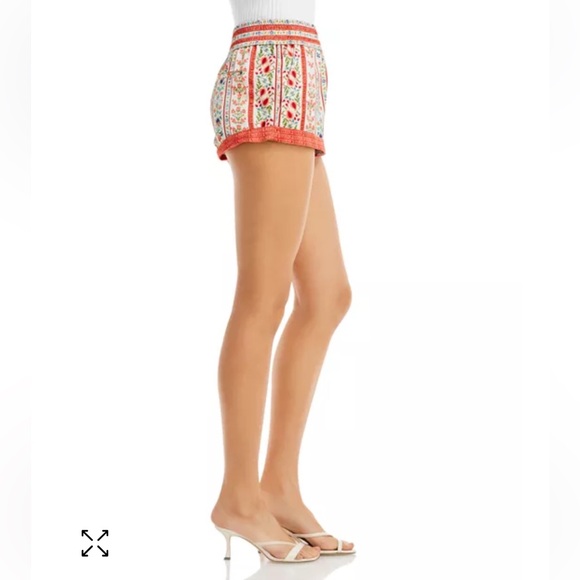 Alice + Olivia Tandy Floral Hot-Pants Shorts - Picture 5 of 8